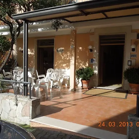 Delfino 3* Marina di Camerota